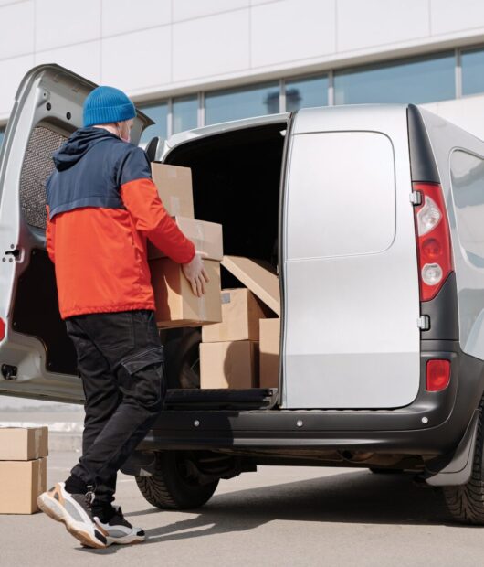 What-Is-the-Difference-Between-SWB-And-LWB-Vans-1944x1296
